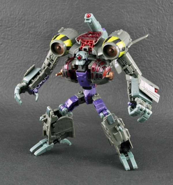 Transformers Reveal The Shield Lugnut  (1 of 18)